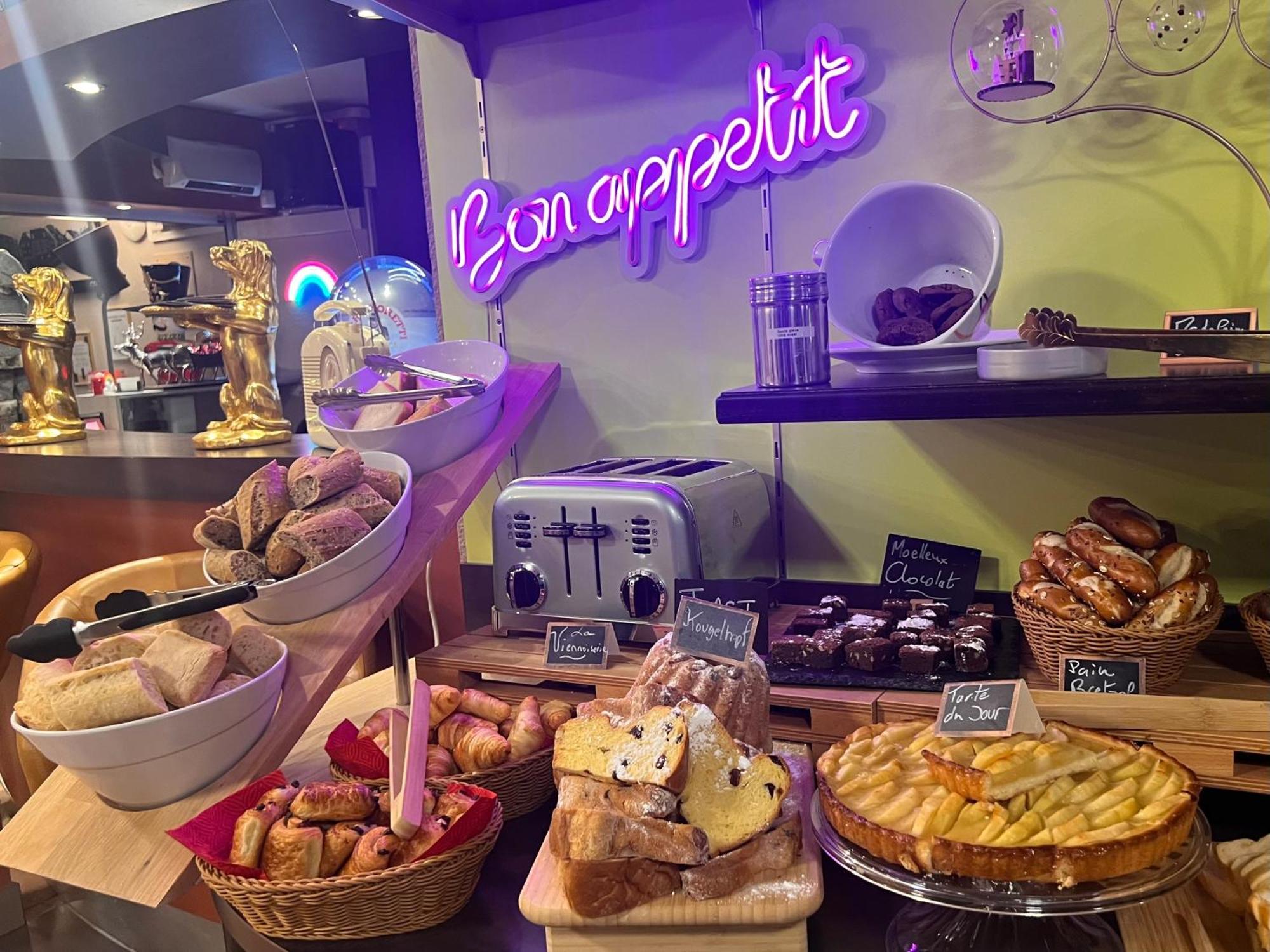 Hotel Arc-En-Ciel Colmar Contact Hotel المظهر الخارجي الصورة